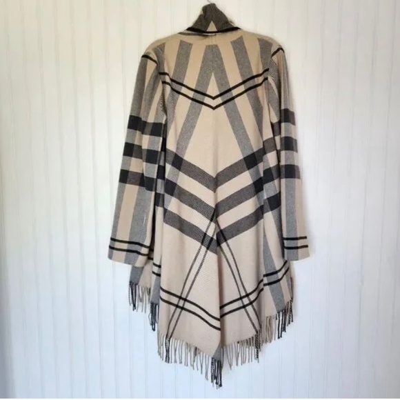 ZARA Plaid Fringe Coat - Picture 2 of 6